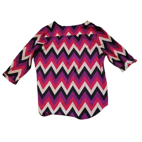 Multi color chevron blouse - Picture 2 of 3